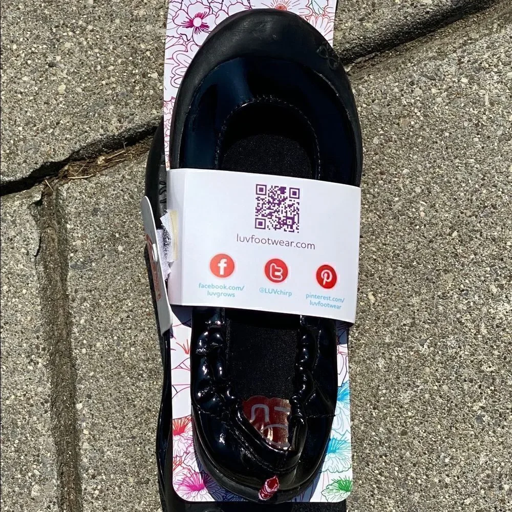 NWT Girls Black Ballerina Shoes Size 12.5‎